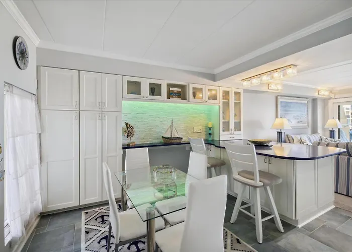 High Point South Floor Penthouse Apartment *